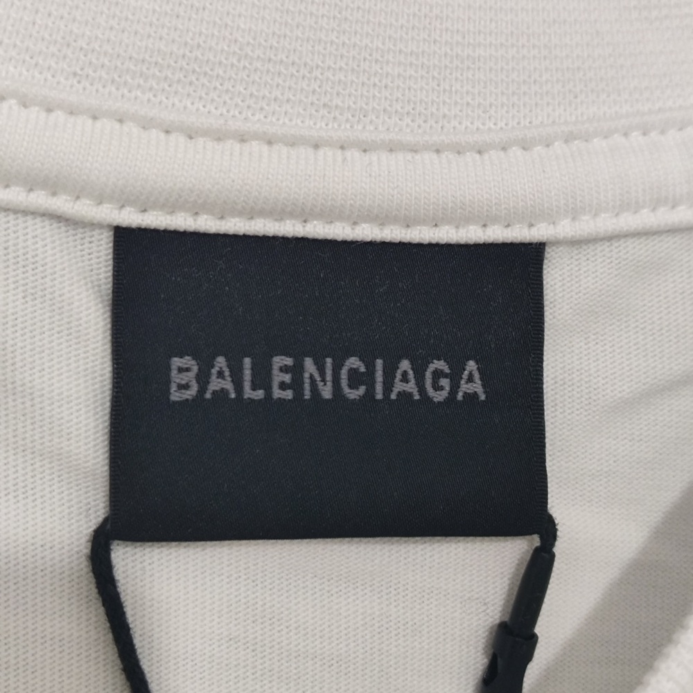 Balenciaga White T-Shirt with Black Graphic Logo - Picture 2 of 10